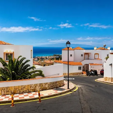 Enchanting Suite, Tenerife Panoramic View דירה *