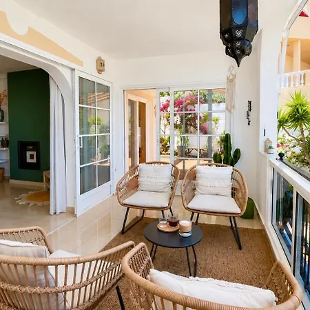 Enchanting Suite, Tenerife Panoramic View דירה *