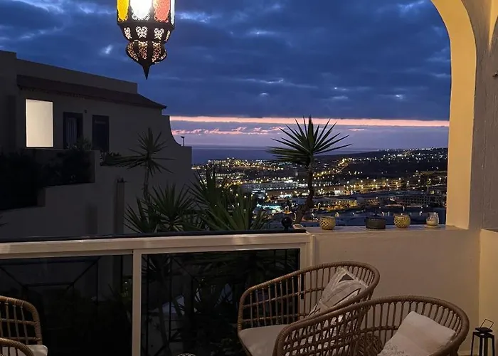 Enchanting Suite, Tenerife Panoramic View Апартаменты *